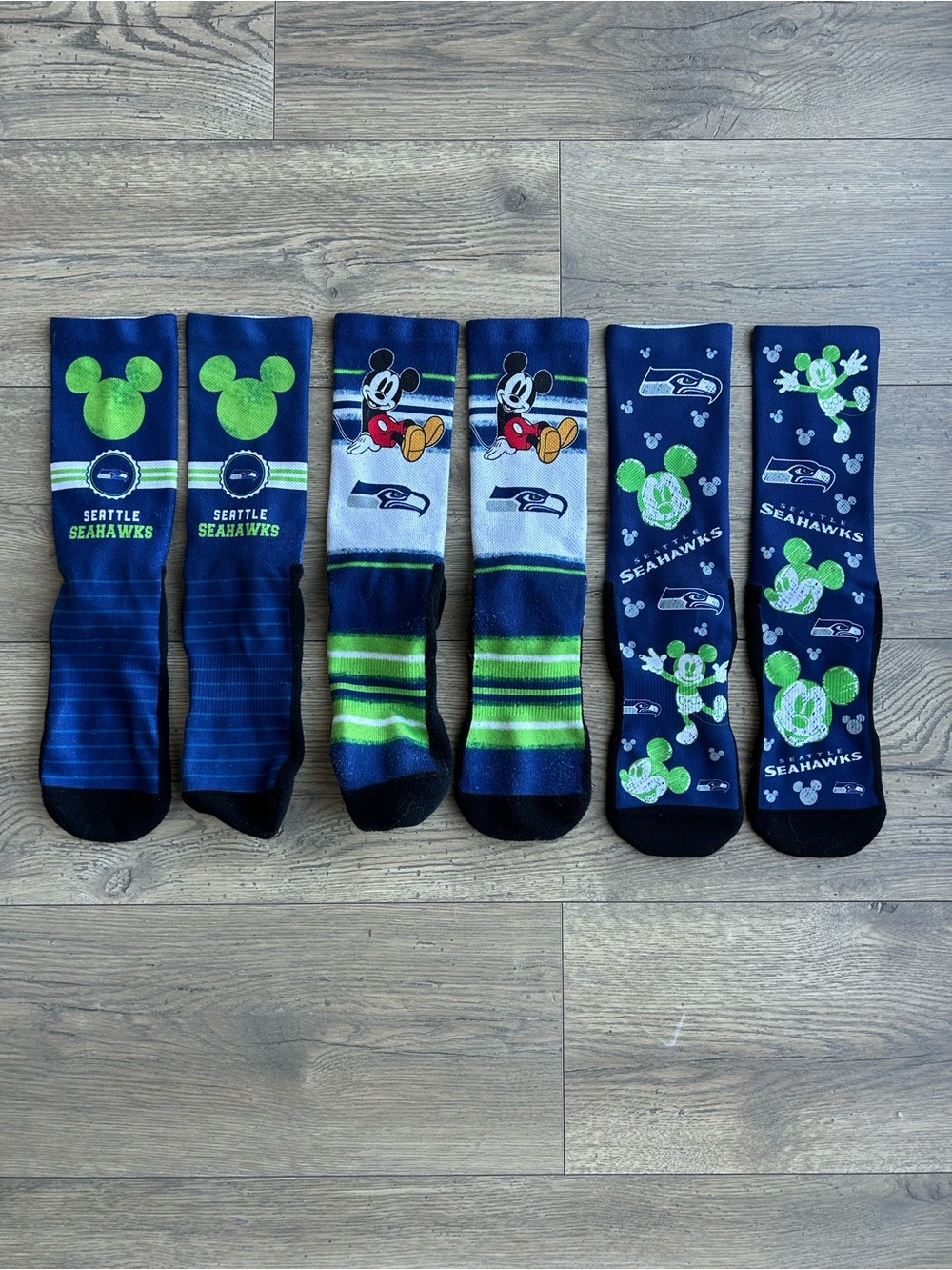 Seattle Seahawks x Disney Crew Socks - Navy & Green - 3 Pairs